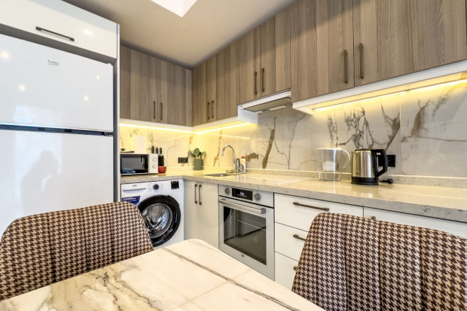 Премиальная меблированная квартира 1+1 в центре Клеопатры — готова для жизни и аренды