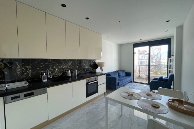 Готовая квартира 1+1 у моря в престижной Оба — меблированный вариант