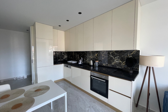 Готовая квартира 1+1 у моря в престижной Оба — меблированный вариант