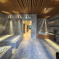 Современная меблированная квартира 1+1 в 100 метрах от моря в Обе