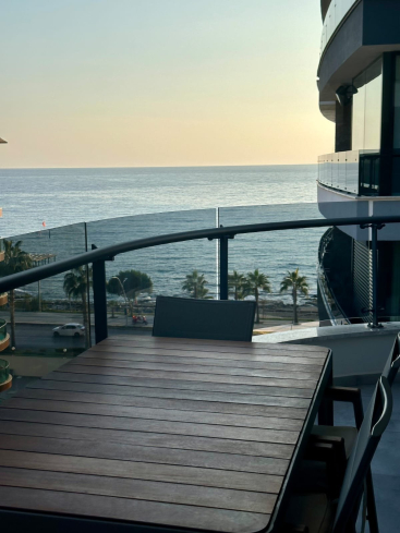 Премиальная квартира 2+1 для гражданства на первой береговой линии в Оба