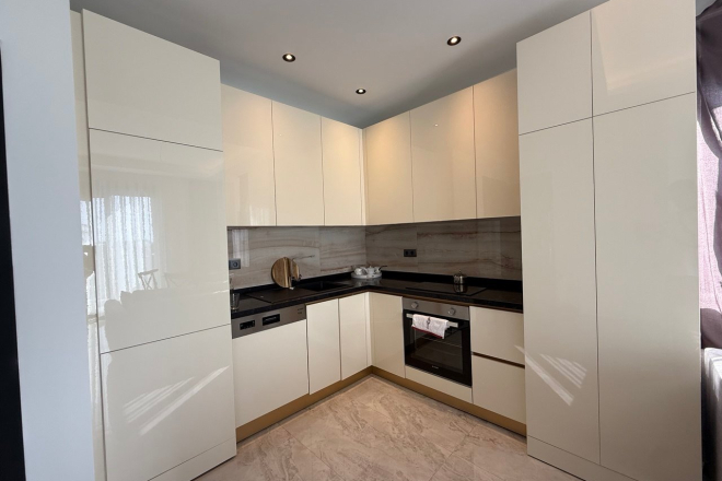 1+1 Уютная квартира 1+1 в новом комплексе в Демирташе. Полностью меблирована. Богатая инфраструктура