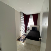 Комфортная 2+1 рядом с пляжем Клеопатра — с мебелью и инфраструктурой