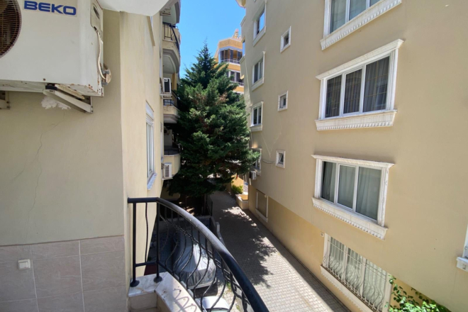 Просторная меблированная 2+1 в Махмутларе — в 300 метрах от моря