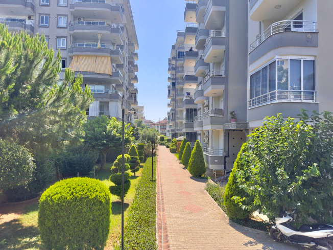 Светлая просторная квартира 2+1 в Тосмуре рядом с морем и развитой инфраструктурой