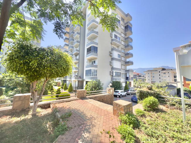 Светлая просторная квартира 2+1 в Тосмуре рядом с морем и развитой инфраструктурой