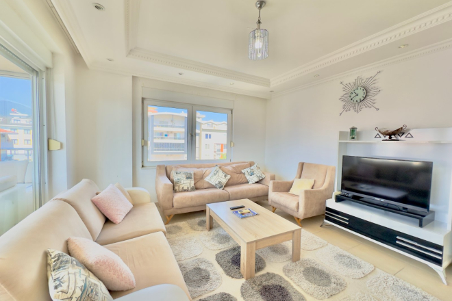 Светлая просторная квартира 2+1 в Тосмуре рядом с морем и развитой инфраструктурой