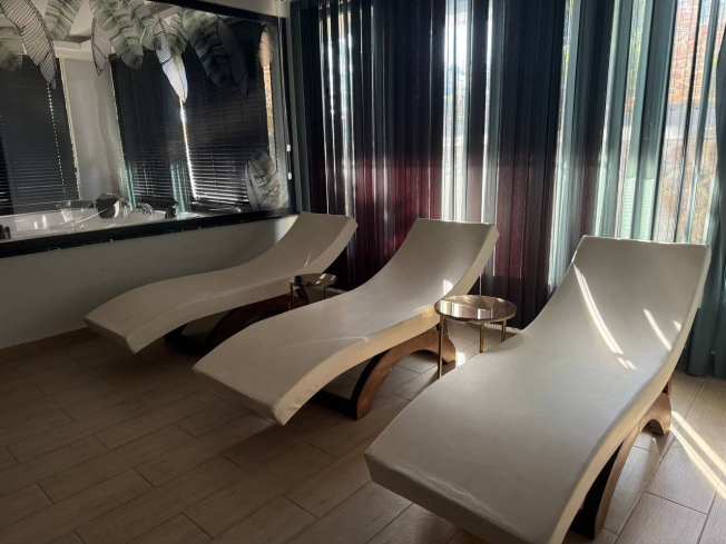 İKAMETE UYGUN 2+1 EŞYALI DAİRE HAVUZLU DAİRE