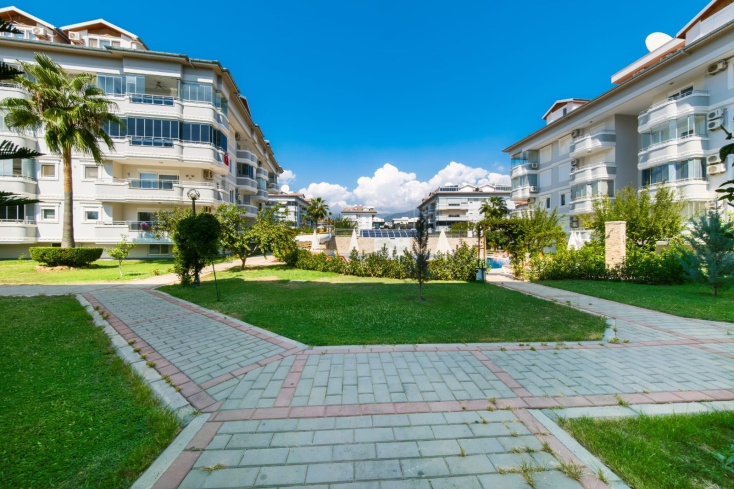 Просторная меблированная квартира  2+1 рядом с морем — готова для ВНЖ