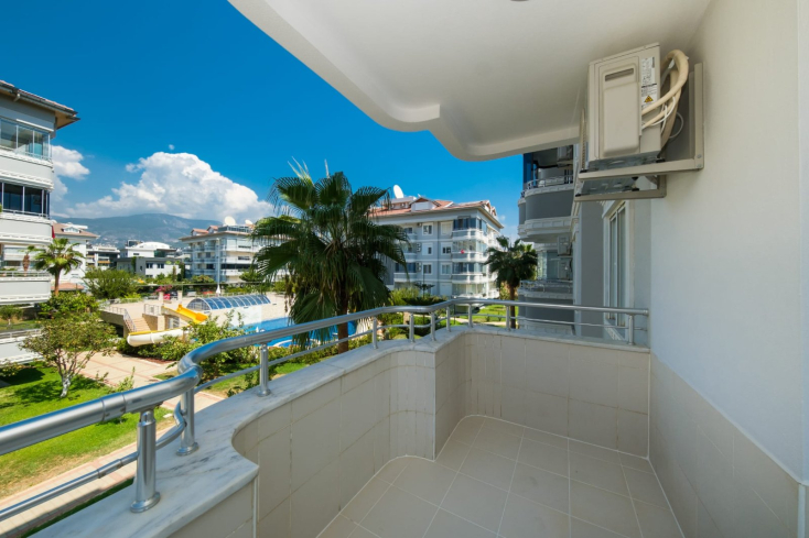 Просторная меблированная квартира  2+1 рядом с морем — готова для ВНЖ