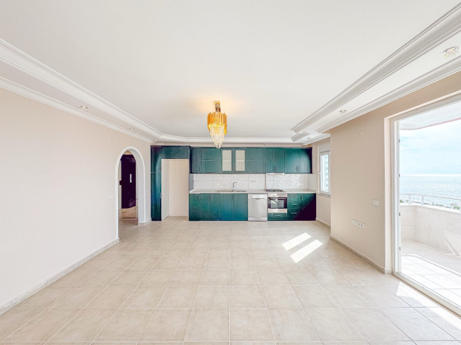 Просторные апартаменты 2+1 с панорамным видом у моря в Махмутларе