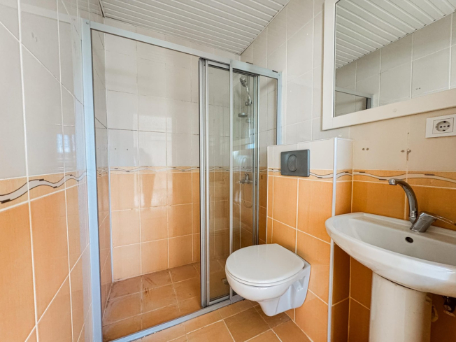 Просторные апартаменты 2+1 с панорамным видом у моря в Махмутларе