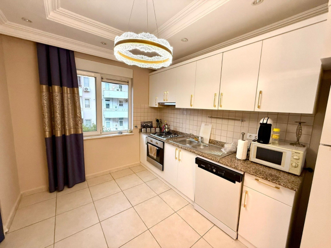 Просторная 2+1 у моря в Обе — готова к проживанию