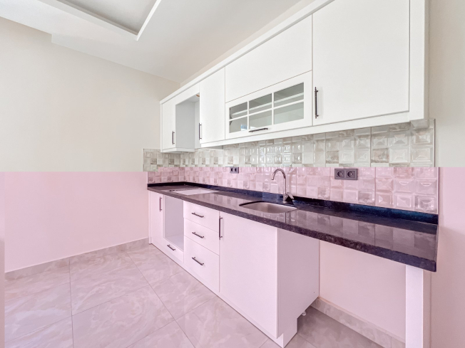 1+1 в Махмутларе в комплексе с бассейном — 250 м до моря