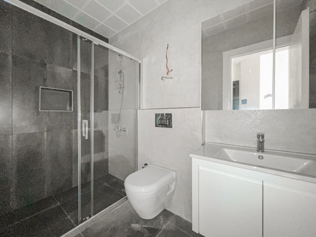 1+1 в Махмутларе в комплексе с бассейном — 250 м до моря