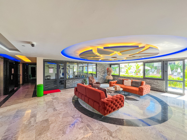 1+1 в Махмутларе в комплексе с бассейном — 250 м до моря