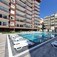 1+1 в Махмутларе в комплексе с бассейном — 250 м до моря