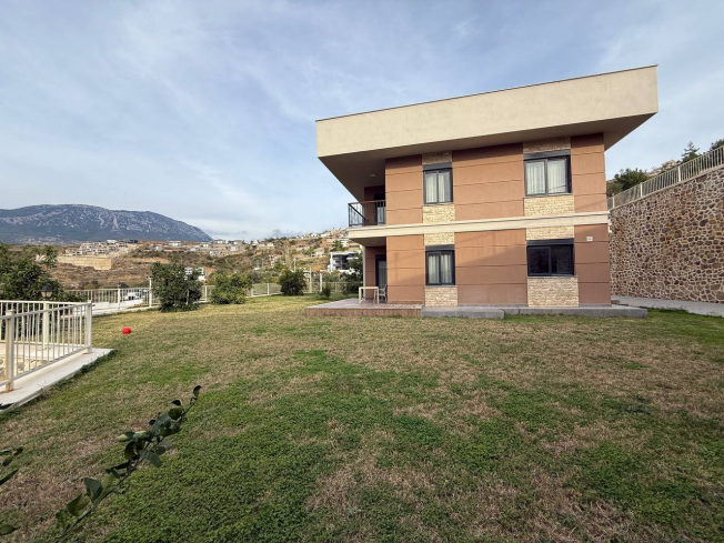 3+1 200 M2 BAHÇELİ DUBLEX VİLLA 200 M2 KENDİNE AYİT BAHÇELİ