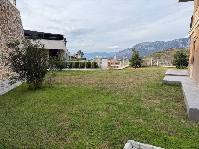 3+1 200 M2 BAHÇELİ DUBLEX VİLLA 200 M2 KENDİNE AYİT BAHÇELİ