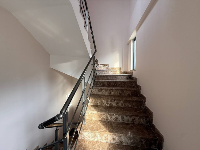 3+1 200 M2 BAHÇELİ DUBLEX VİLLA 200 M2 KENDİNE AYİT BAHÇELİ