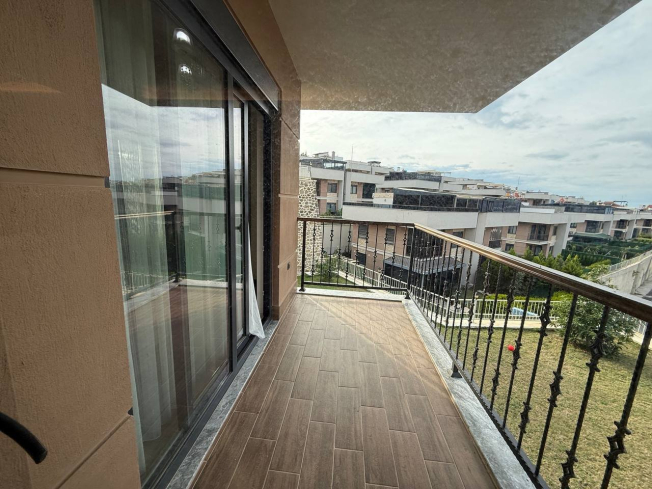 3+1 200 M2 BAHÇELİ DUBLEX VİLLA 200 M2 KENDİNE AYİT BAHÇELİ