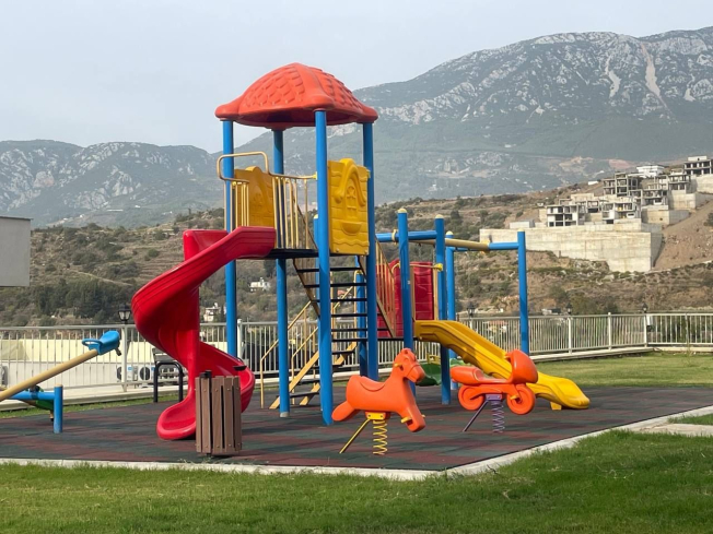 3+1 200 M2 BAHÇELİ DUBLEX VİLLA 200 M2 KENDİNE AYİT BAHÇELİ