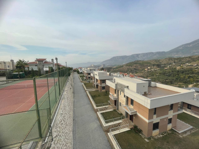 3+1 200 M2 BAHÇELİ DUBLEX VİLLA 200 M2 KENDİNE AYİT BAHÇELİ