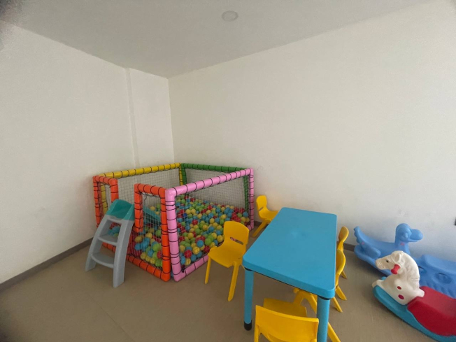 3+1 200 M2 BAHÇELİ DUBLEX VİLLA 200 M2 KENDİNE AYİT BAHÇELİ