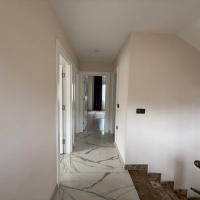 3+1 200 M2 BAHÇELİ DUBLEX VİLLA 200 M2 KENDİNE AYİT BAHÇELİ