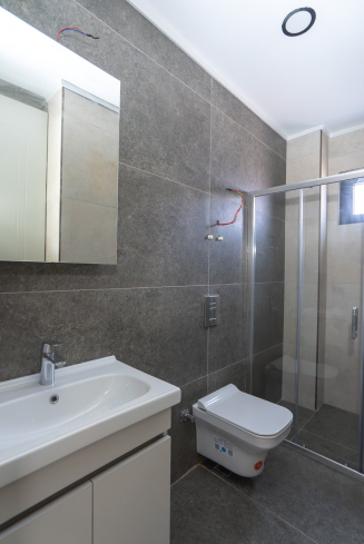 Merkezi konumda aktiviteli 1+1 geniş daire