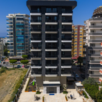 Merkezi konumda aktiviteli 1+1 geniş daire