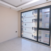 Merkezi konumda aktiviteli 1+1 geniş daire