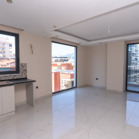 Merkezi konumda aktiviteli 1+1 geniş daire