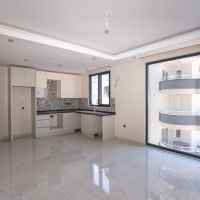 Merkezi konumda aktiviteli 1+1 geniş daire