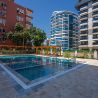 Merkezi konumda aktiviteli 1+1 geniş daire