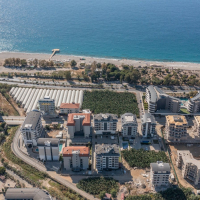 Современная квартира с видом на море в 100 метрах от пляжа — идеальна для отдыха и краткосрочной аренды