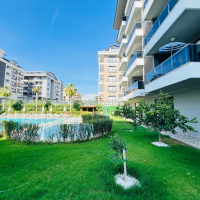 Современная квартира с видом на море в 100 метрах от пляжа — идеальна для отдыха и краткосрочной аренды