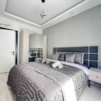 Современная квартира с видом на море в 100 метрах от пляжа — идеальна для отдыха и краткосрочной аренды