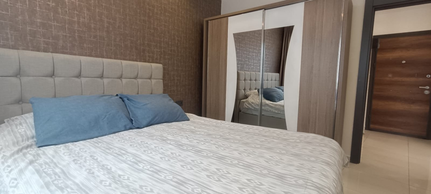 Меблированная 1+1 рядом с морем и полным отельным сервисом в центре Махмутлара