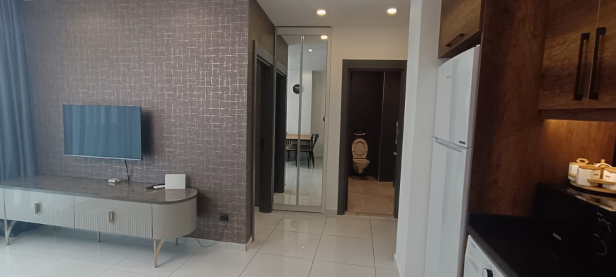 Меблированная 1+1 рядом с морем и полным отельным сервисом в центре Махмутлара