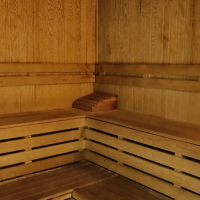 Меблированная 1+1 рядом с морем и полным отельным сервисом в центре Махмутлара