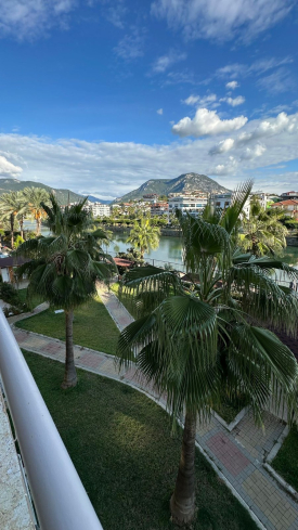 Уютная светлая квартира 2+1 у моря в тихом районе Тосмура — полностью меблирована и готова к жизни