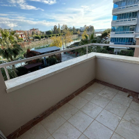 Уютная светлая квартира 2+1 у моря в тихом районе Тосмура — полностью меблирована и готова к жизни