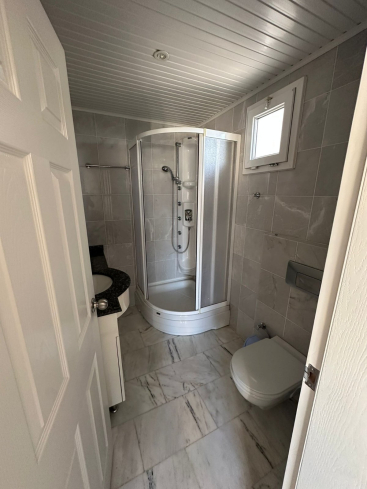 DENİZE SIFIR İKAMETE UYGUN 2+1 DAİRE