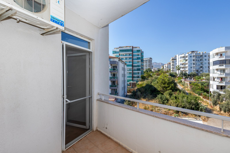 SİTE İÇERİSİNDE SATILIK GENİŞ 2+1 EŞYALI DAİRE