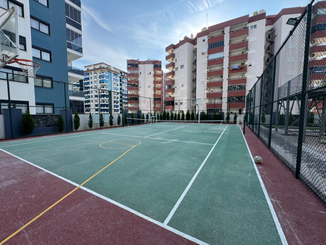 Просторная 1+1 в Махмутларе с курортной инфраструктурой и 500 м до моря