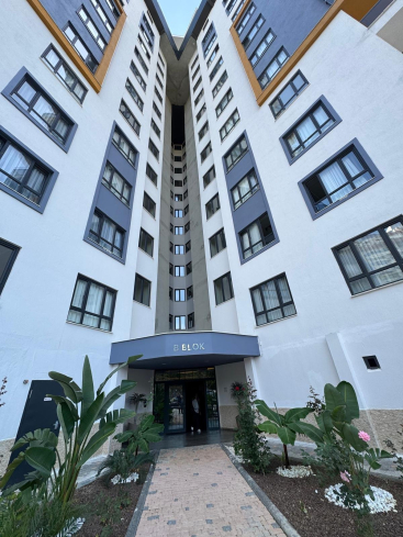 Просторная 1+1 в Махмутларе с курортной инфраструктурой и 500 м до моря