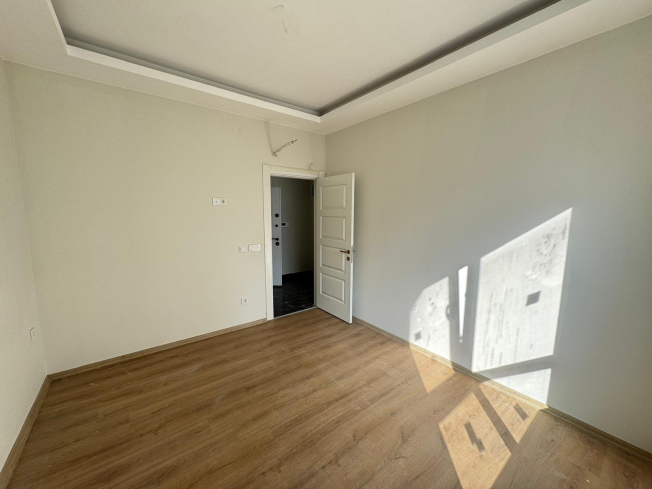 Просторная 1+1 в Махмутларе с курортной инфраструктурой и 500 м до моря