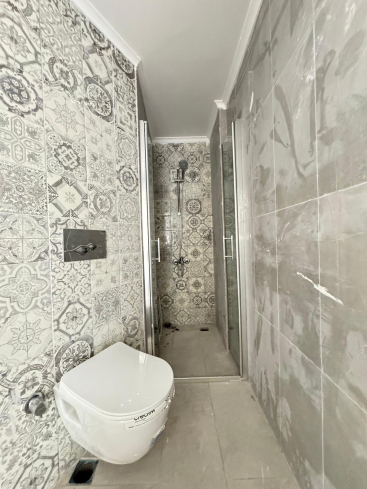 Просторная 1+1 в Махмутларе с курортной инфраструктурой и 500 м до моря