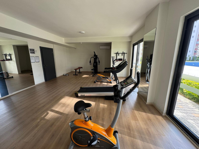 Просторная 1+1 в Махмутларе с курортной инфраструктурой и 500 м до моря